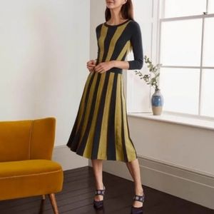 NWT Martha Sparkle Dress